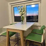 Apartman Fosters Garden