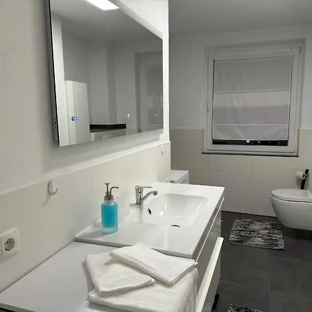 Fosters Garden Lägenhet *