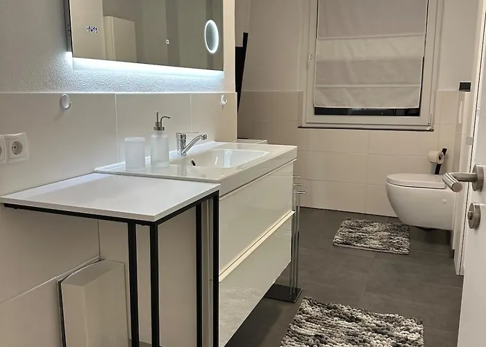 Daire Fosters Garden *