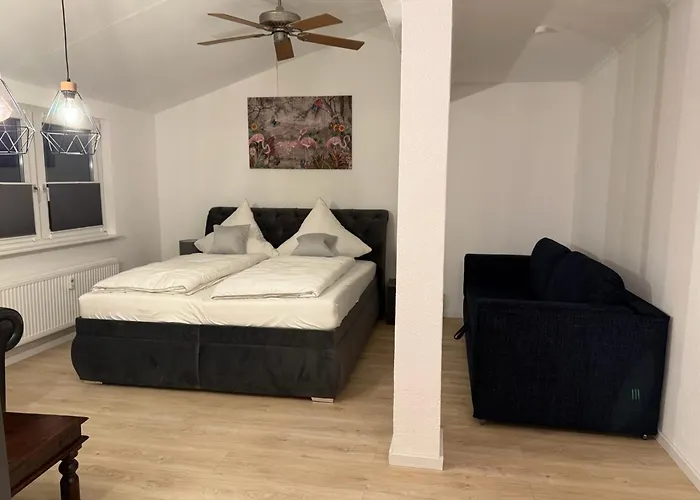 Daire Fosters Garden *